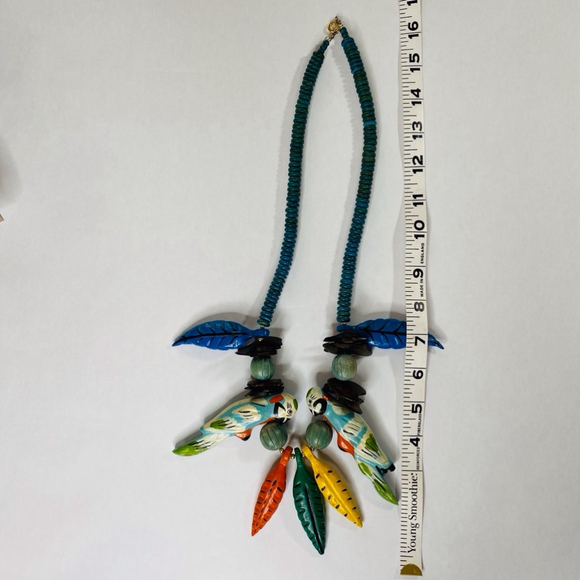 Vintage Wooden Tropical Parrot Beads Necklace 16 Inch - Picture 6 of 8